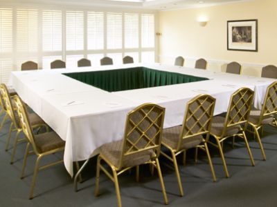 Hotel State Plaza 4*